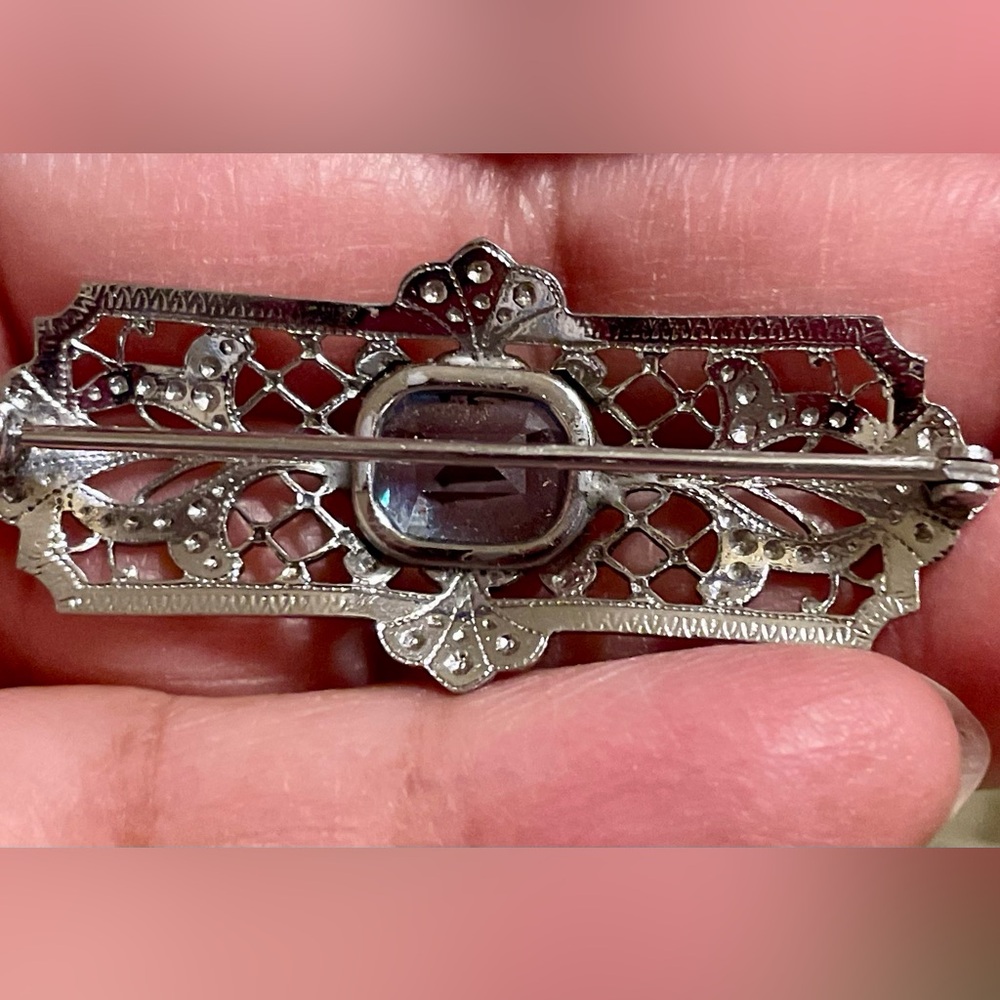 Vintage-Style Women’s Blue Crystal Filigree Bracelet - Picture 2 of 2